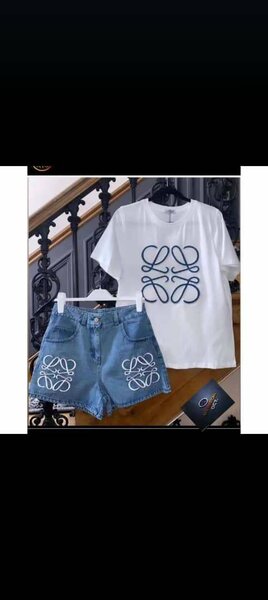 Ladies Top and down