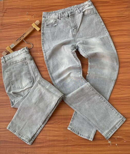 Stock turkey jeans