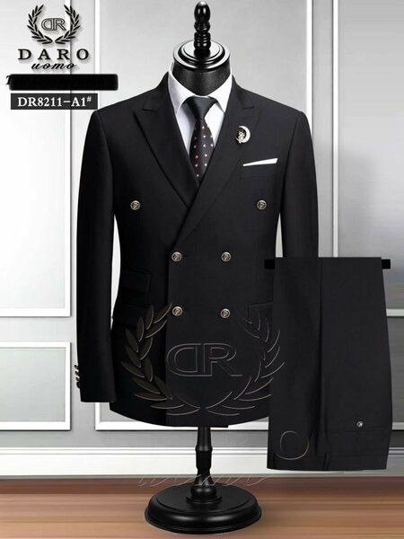 Daro double breasted suit