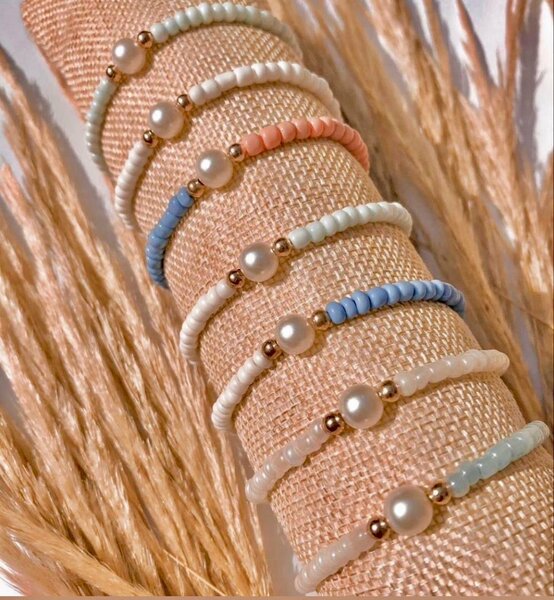 Bracelets en perles colorées