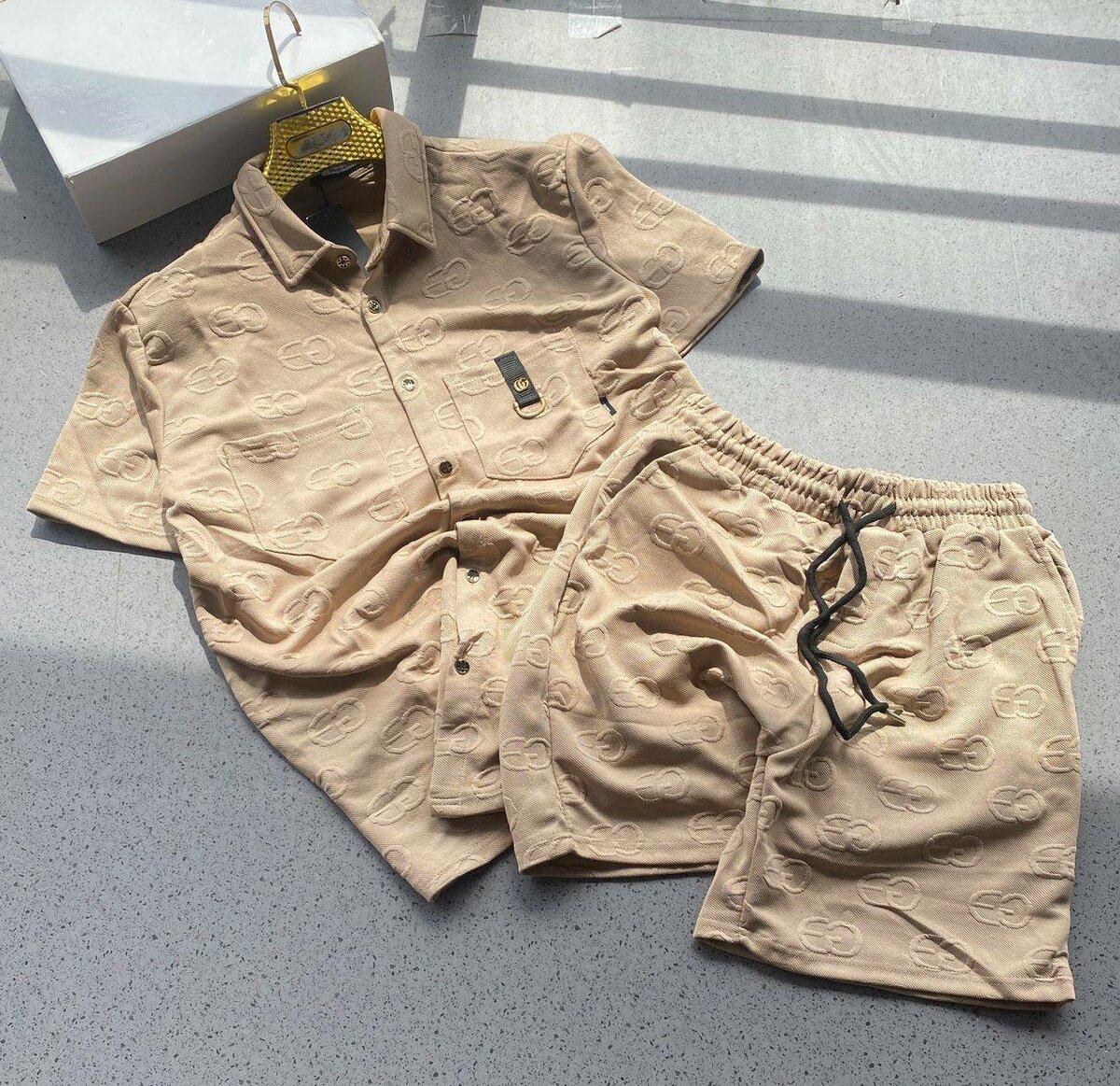 Two pieces shirts