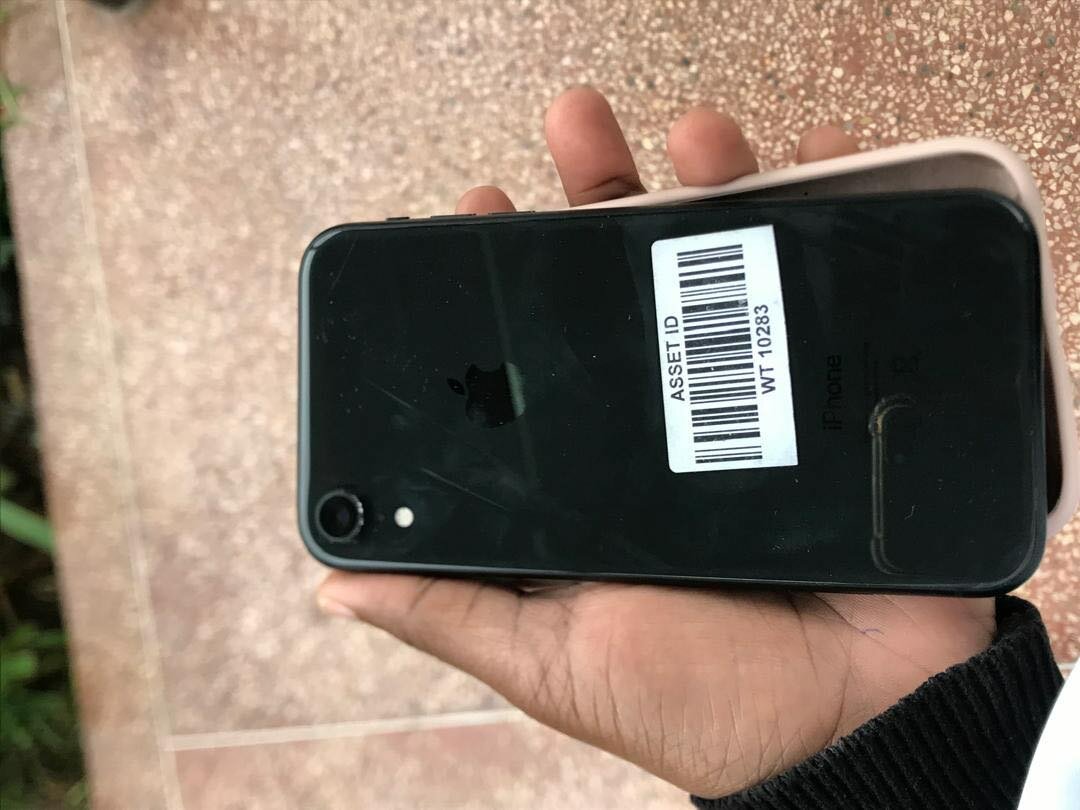 iPhone XR