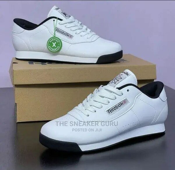 Unisex sneakers