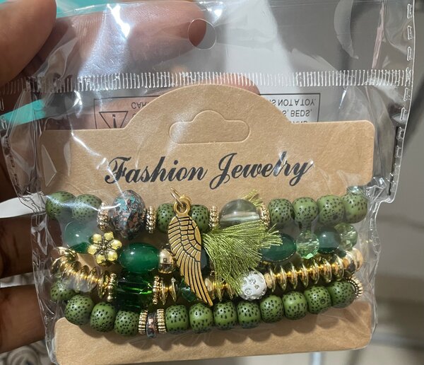 Bracelet