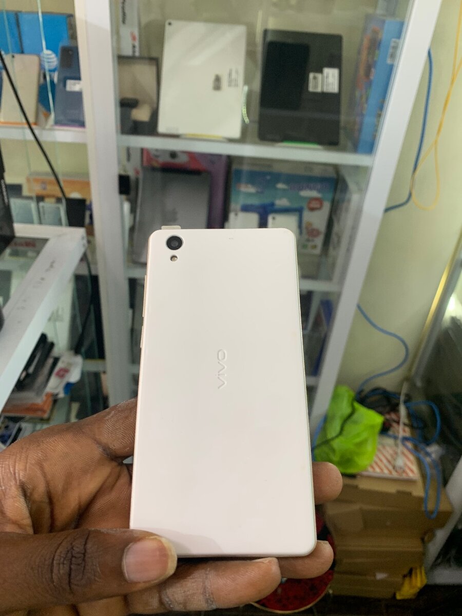 Vivo Y51A
