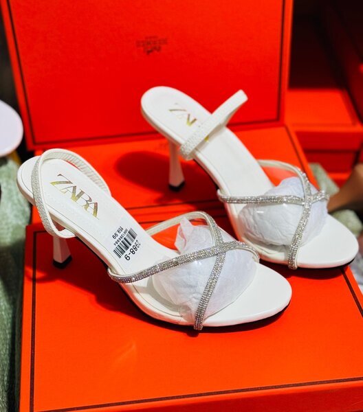 Ladies heels