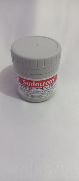 Sudocrem antiseptic healing cream