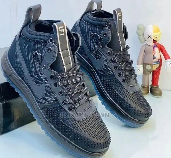 Men sneakers