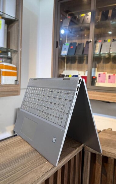 HP ENVY LAPTOP
