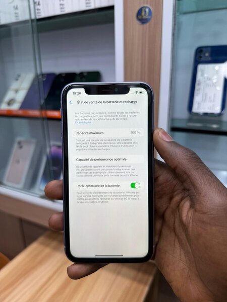 iPhone 11 Lilas 64 Go