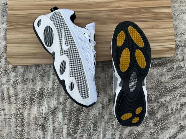 Nike Zoom Alpha