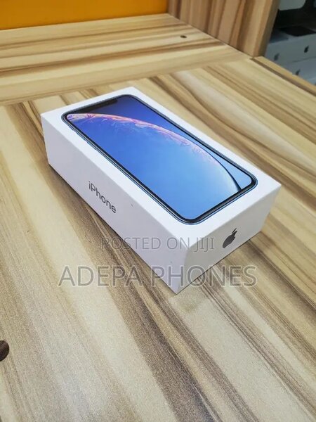 iPhone XR