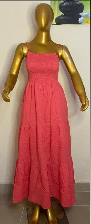 Robe pour femme belle, élégante et de haute qualité
