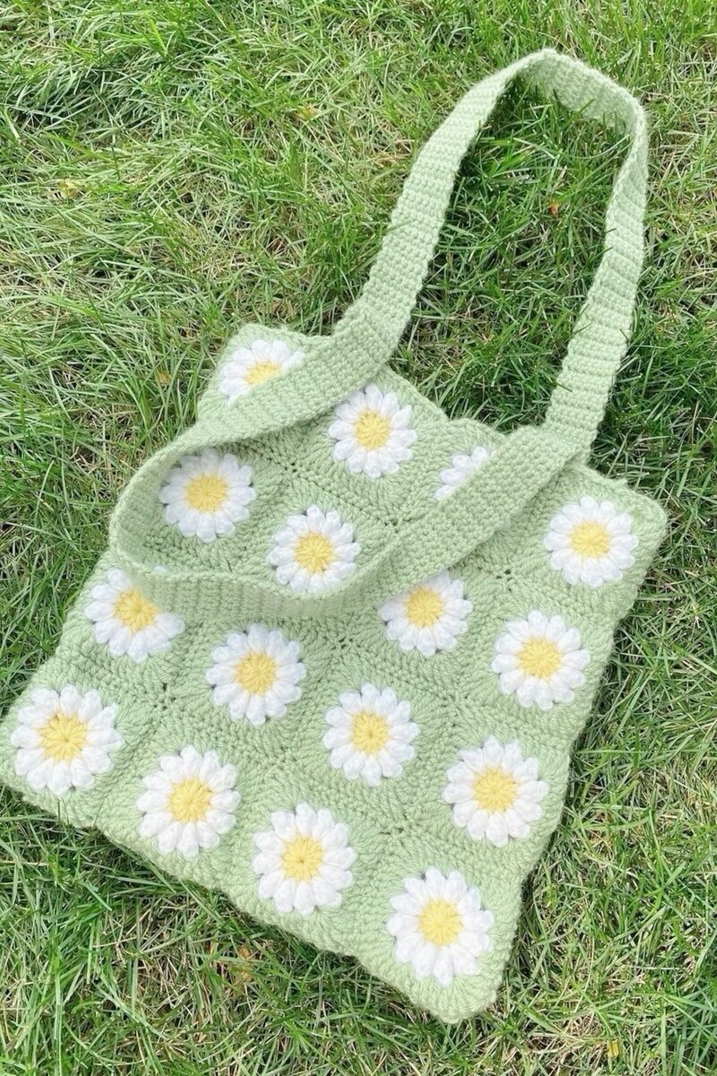 Crochet tote bag