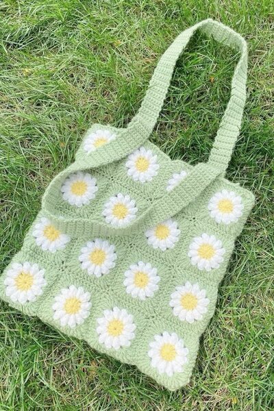Crochet tote bag