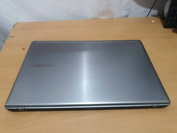 Samsung laptop