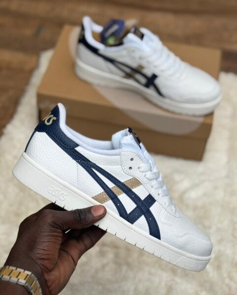 Basket  asics