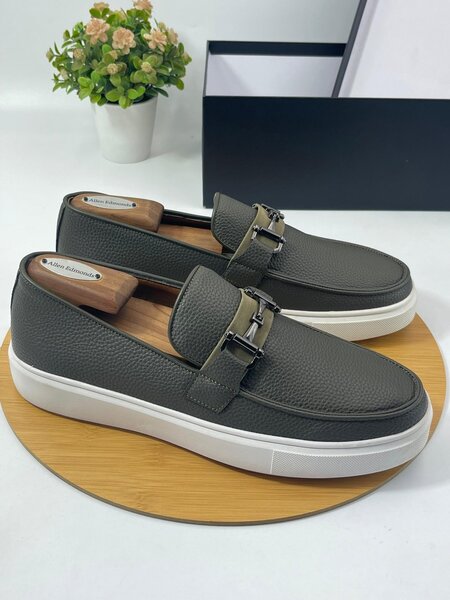 GUCCI OLIVE