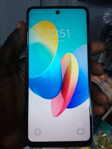 TECNO POP 8 128GB 8GB RAM PREMIÈRE COPIE CONFORME DUBAÏ