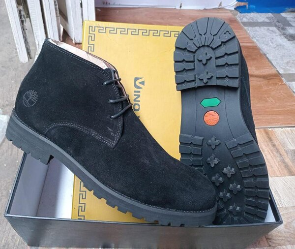 SUEDE BOOTS