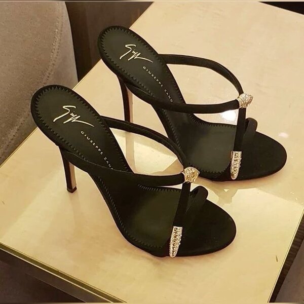 Ladies heels