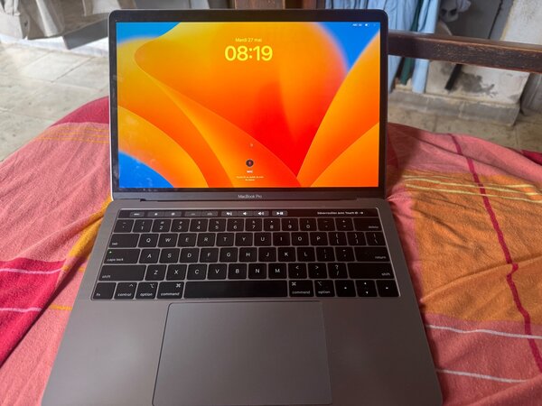 MacBook por