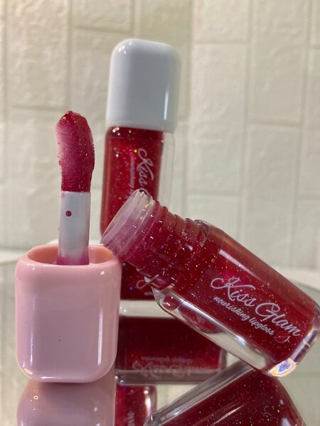 KissGlam