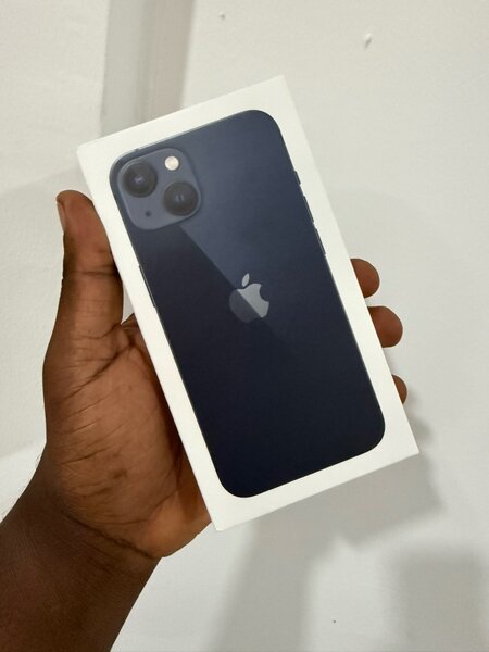 iPhone 13