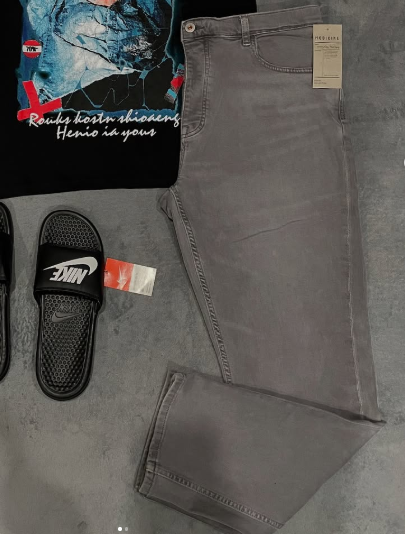 jeans gray