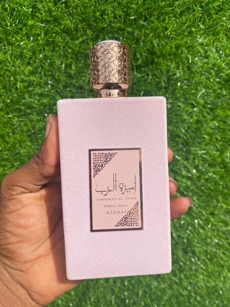Ameerkat prive rose