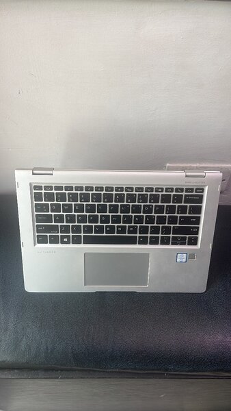 ELITE BOOK 1030 G3