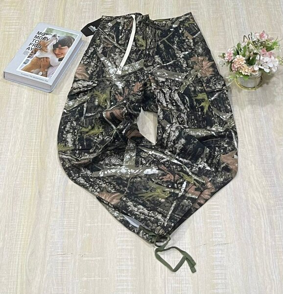 Cargo pants