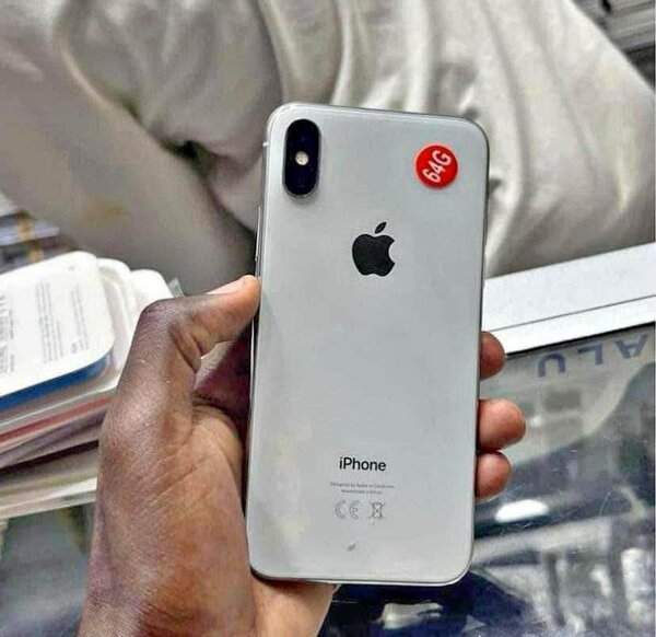 iPhone X