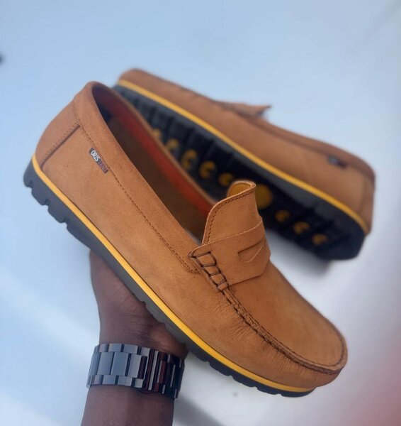 Chaussures en cuir