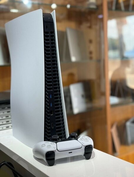 Play Station 5