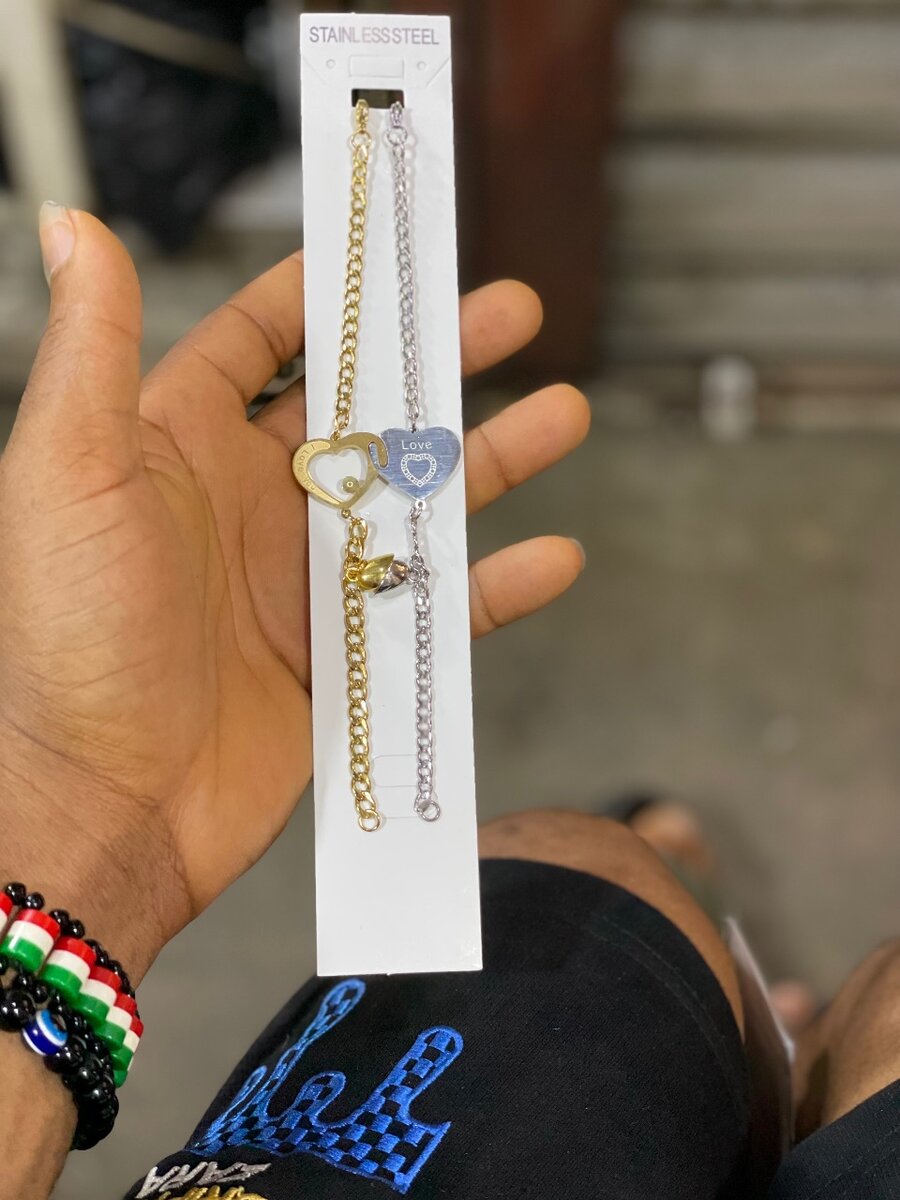 Bracelet