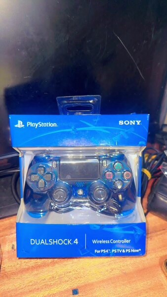 Manette ps4 bleu transparent