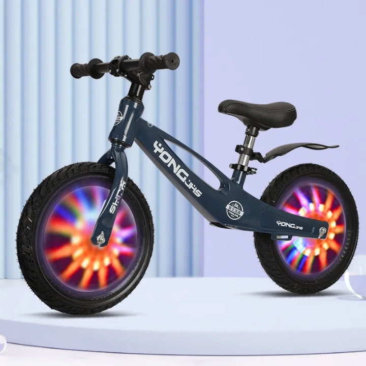 Vélo d'équilibre enfant lumineux