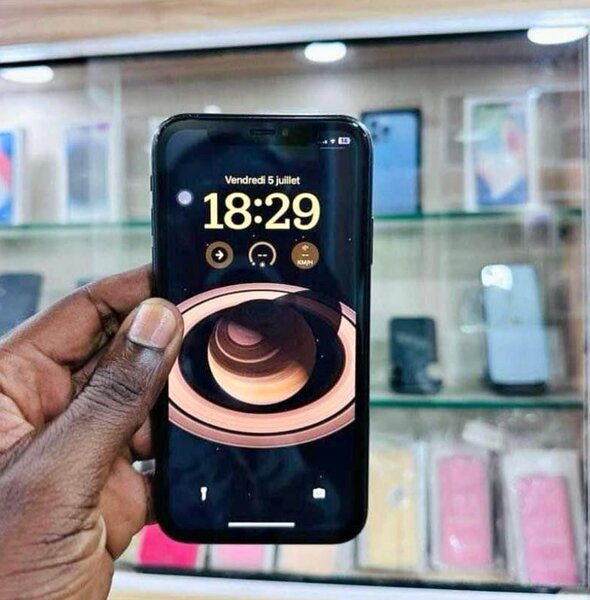 iPhone XR