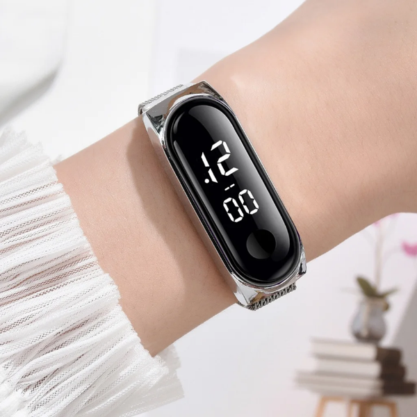 Montre bracelet à boucle magnétique en acier inoxydable