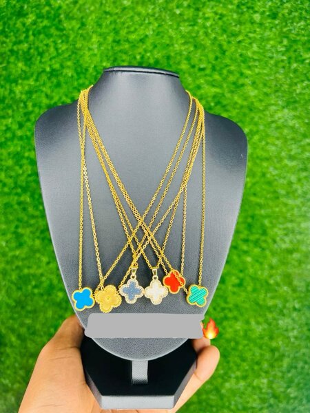 Clove necklaces