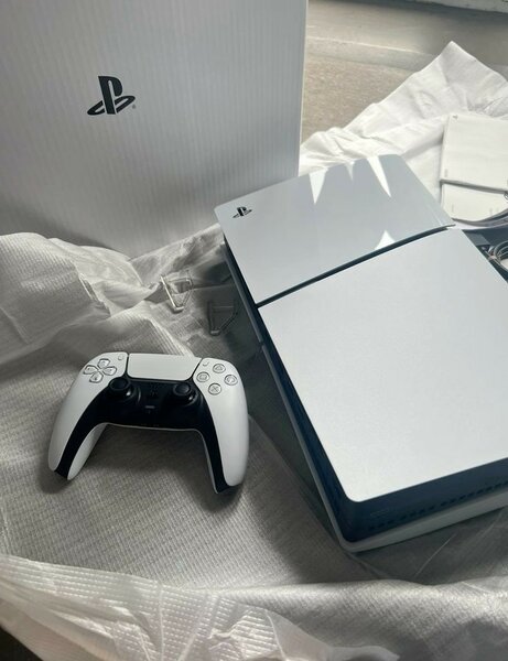 PS5 slim neuf