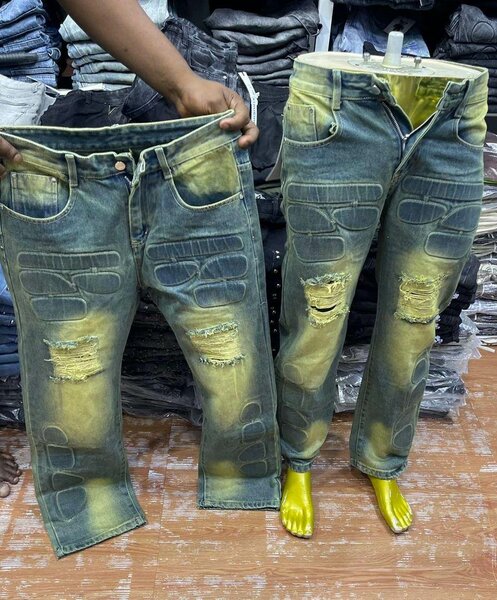 Baggy jeans