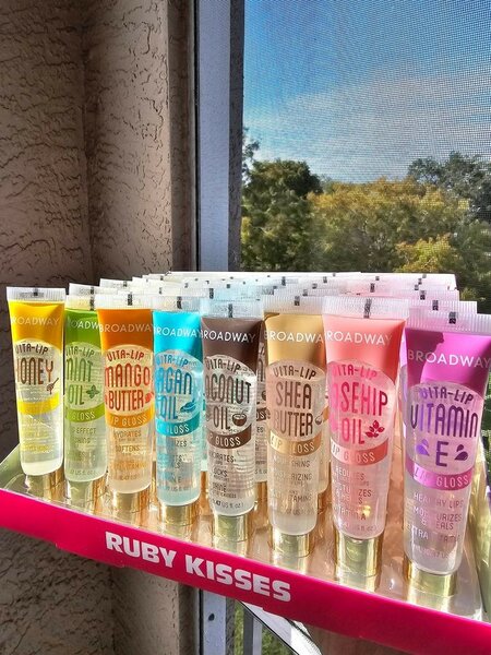Broadway Lipgloss
