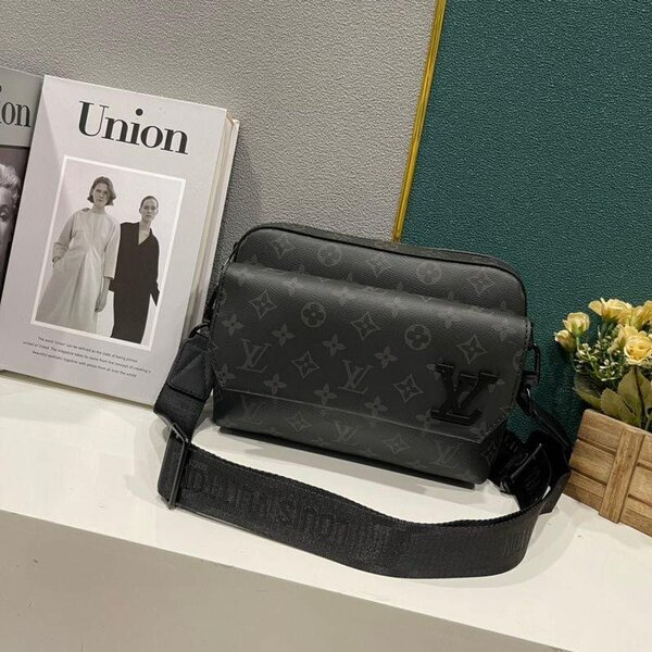 Sacoche Louis Vuitton