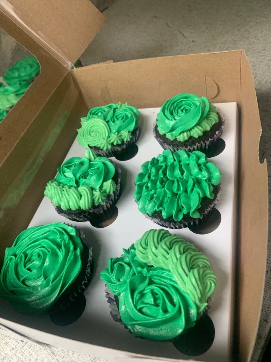 Cakes and cupcakes
