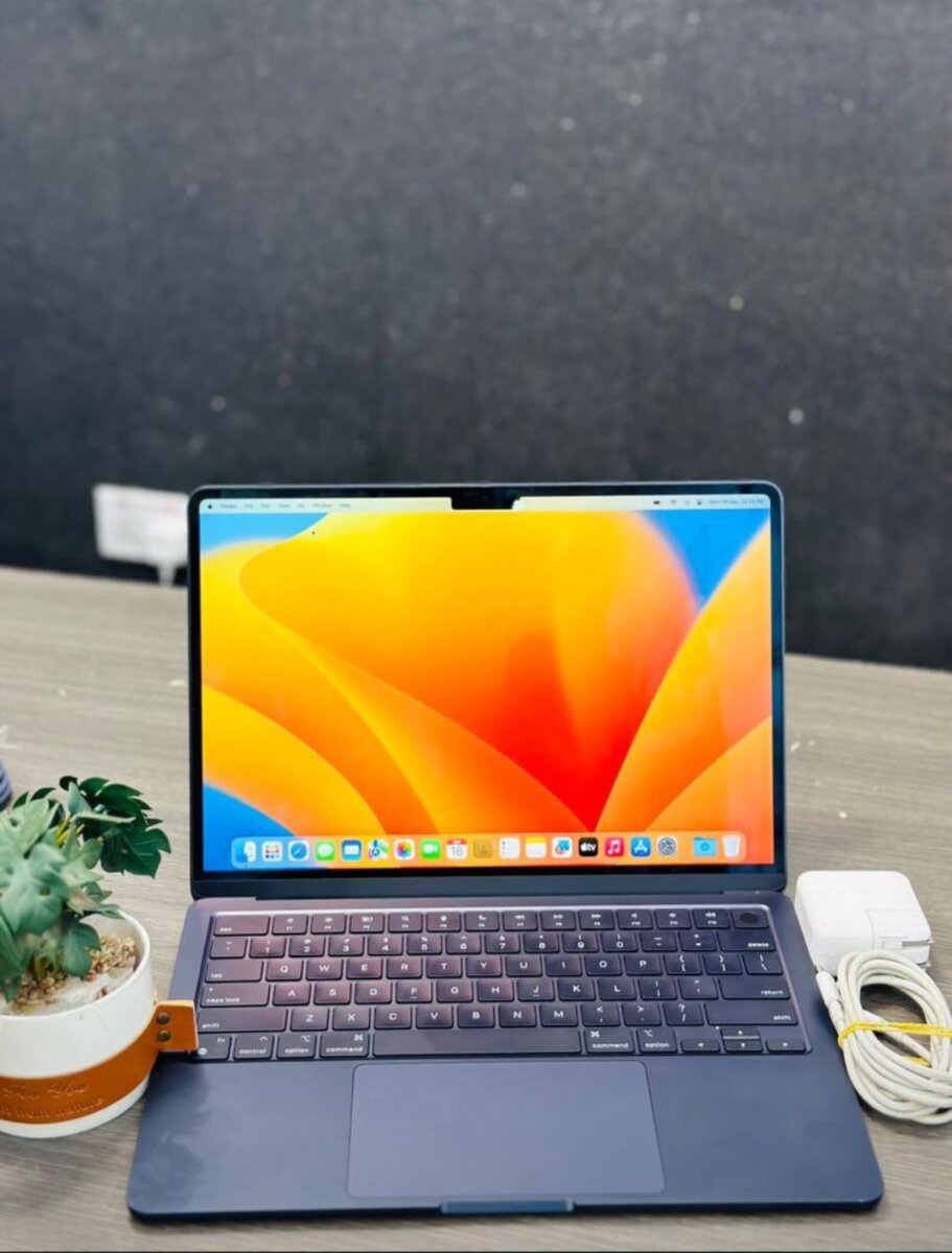 MacBook