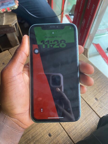 iPhone 11