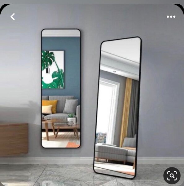 Standing mirror