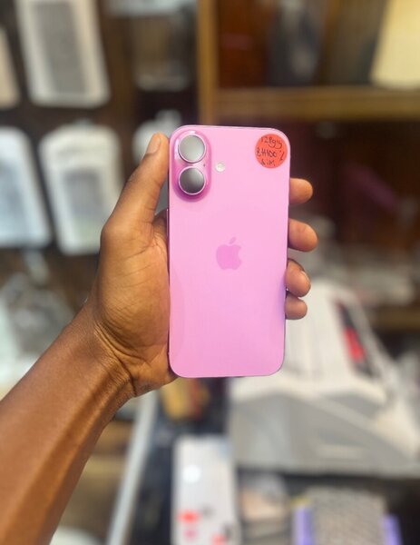 iPhone 16